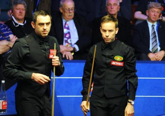 英联赛中 英联赛中